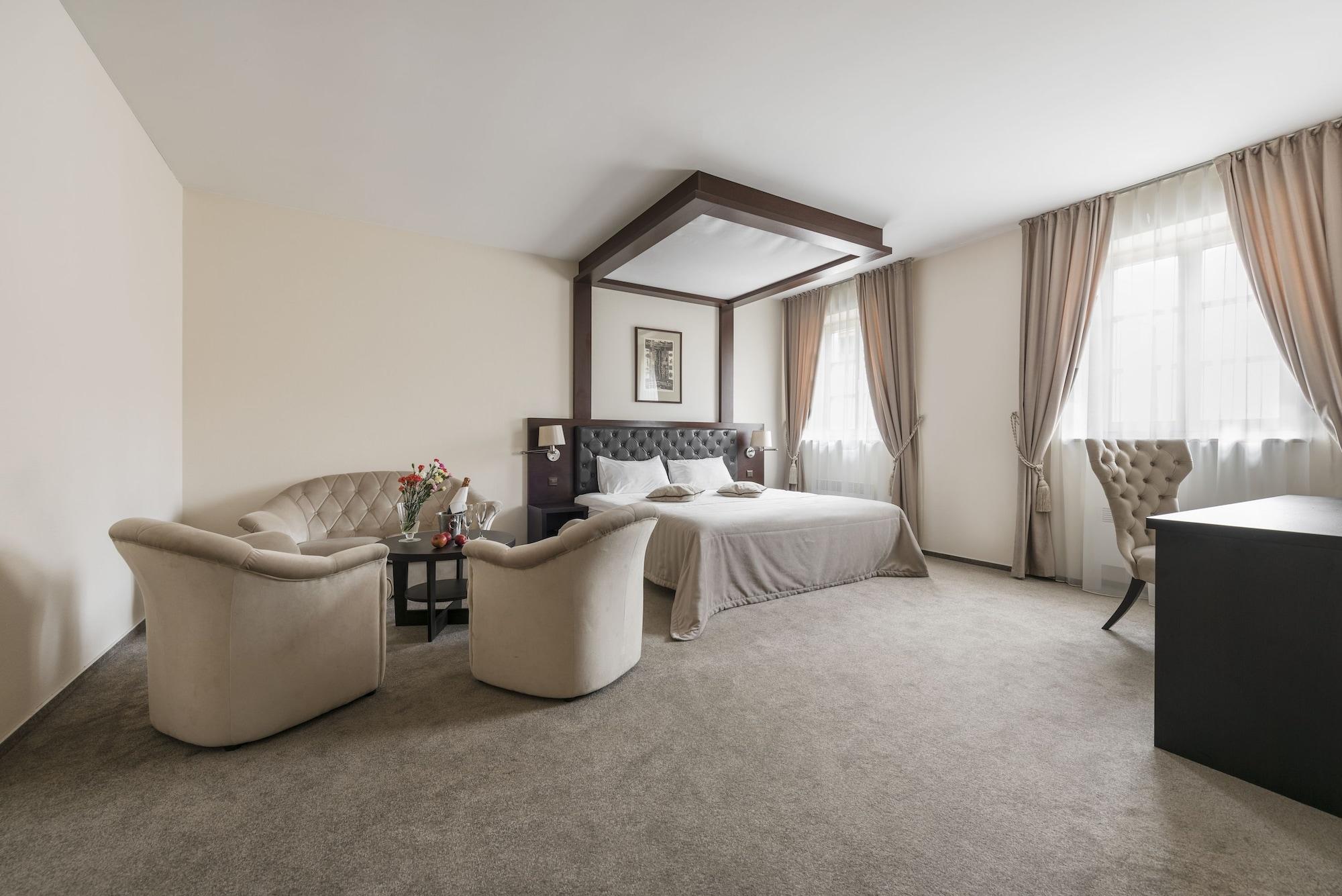 Amberton Cozy Hotel Каунас Экстерьер фото