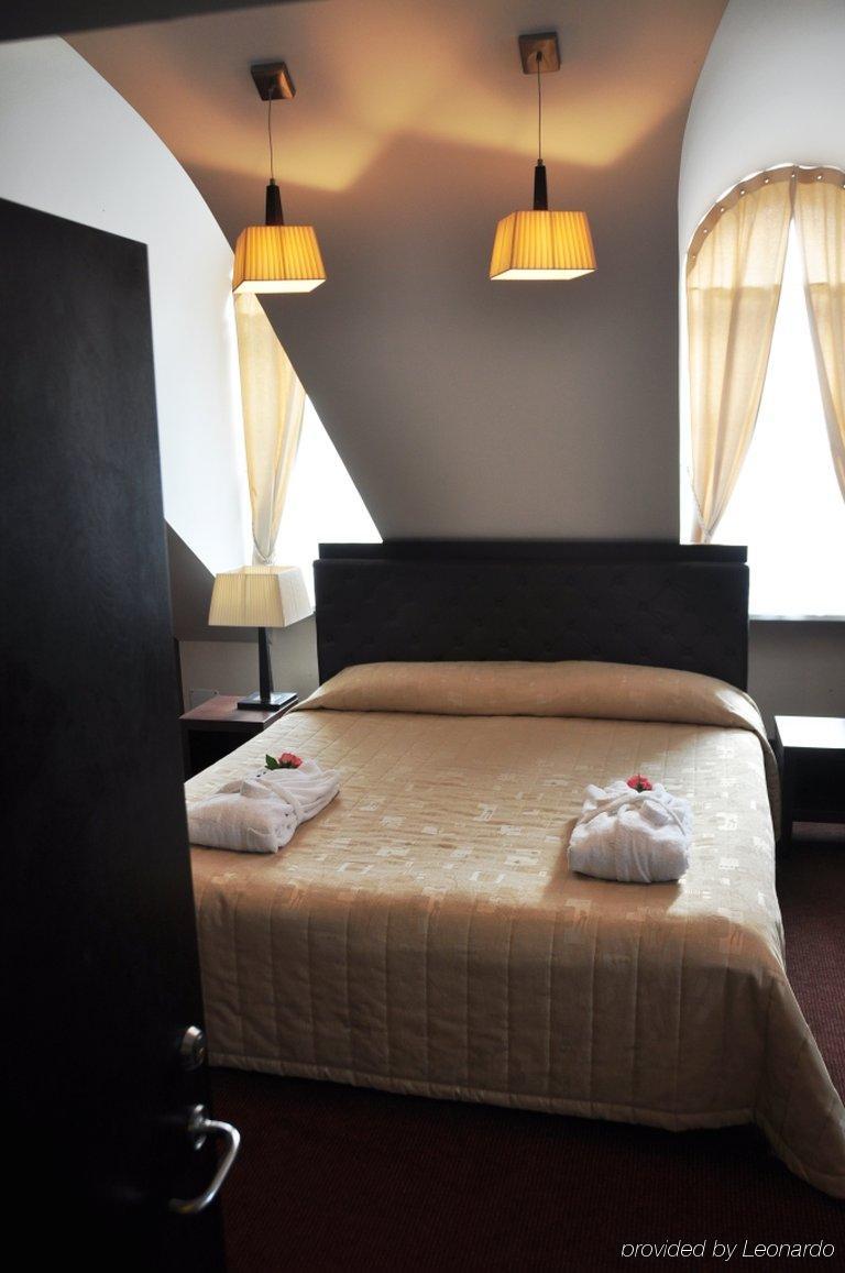 Amberton Cozy Hotel Каунас Номер фото