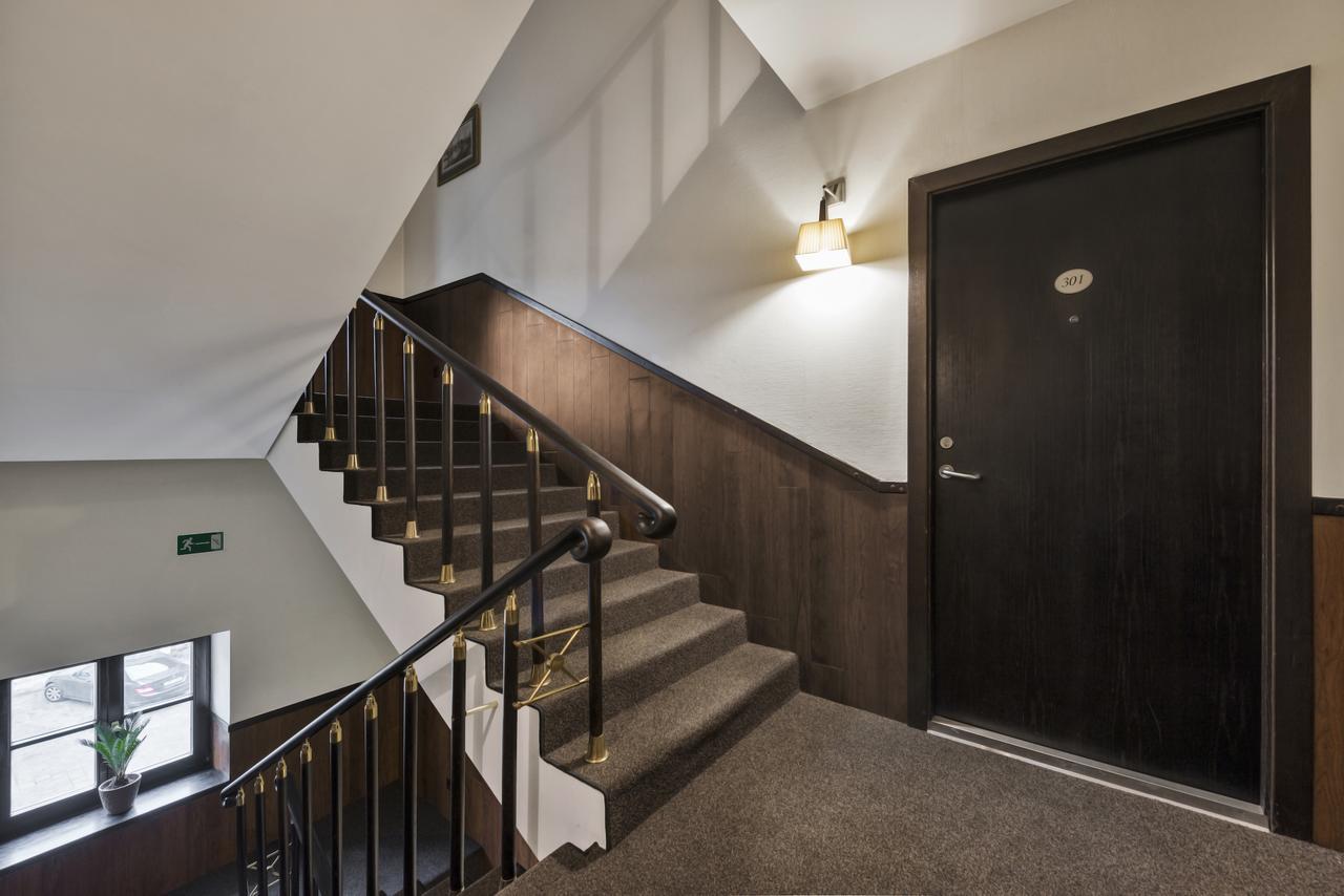 Amberton Cozy Hotel Каунас Экстерьер фото